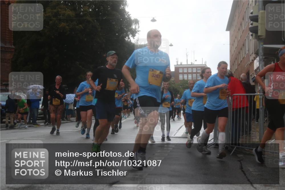 13.09.2026 - Kiel Lauf Markus Tischler http://msf.ph/oto/10321087 13.09.2026 10:54:01 Fleethörn 12762, 3267, 568, 5682, 3061 meine-sportfotos.de