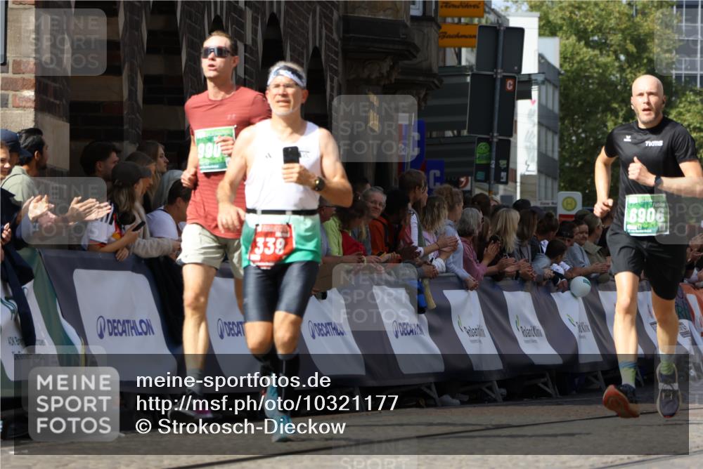 13.09.2026 - 21. swb-Marathon Bremen Strokosch-Dieckow http://msf.ph/oto/10321177 13.09.2026 13:08:49 Ziel 339, 678, 715, 1335, 1696, 4082, 4888, 5424, 7064, 8655, 9084, 9582, 1925, 2287, 3330, 4384, 5517, 5636, 5696, 6906, 7262, 8120, 9867, 9906, 9911 meine-sportfotos.de