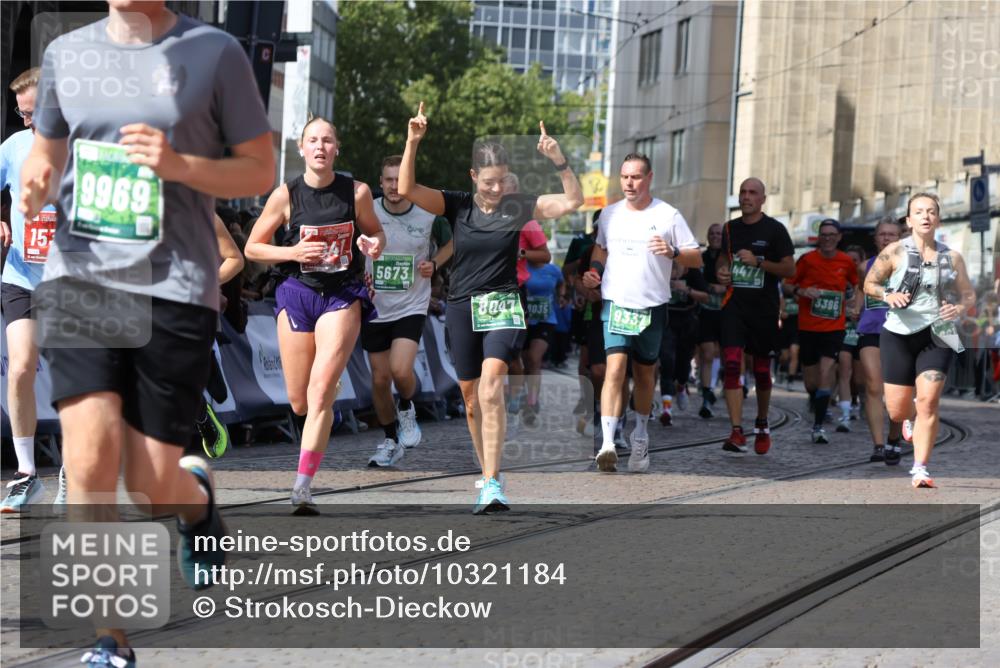 13.09.2026 - 21. swb-Marathon Bremen Strokosch-Dieckow http://msf.ph/oto/10321184 13.09.2026 13:31:08 Ziel 244, 800, 834, 1189, 1533, 1771, 1841, 1926, 1941, 2369, 2452, 2723, 2985, 3360, 4251, 4342, 4757, 4920, 5600, 5681, 5802, 5822, 5900, 6343, 6523, 7012, 7760, 8616, 9290, 9507, 9653, 9692, 9699, 9767, 13090, 13215, 217, 1398, 1627, 2244, 2602, 3396, 3762, 4477, 5375, 5673, 5720, 5765, 5979, 6619, 7001, 7296, 7812, 8035, 8097, 8339, 8342, 8726, 9147, 9337, 9822, 9969, 9977, 13066 meine-sportfotos.de