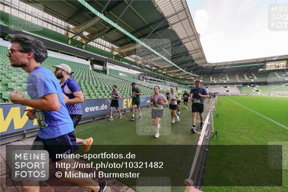 13.09.2026 - 21. swb-Marathon Bremen Michael Burmester http://msf.ph/oto/10321482 13.09.2026 13:21:43 Laufen im Stadion 128, 258, 343, 351, 423, 441, 601, 620, 704, 782, 851, 1060, 1094, 1158, 1177, 1316, 1344, 1417, 1439, 1446, 1518, 1657, 1669, 1676, 1697, 1729, 1808, 1846, 1883, 2010, 2064, 2139, 2201, 2258, 2278, 2290, 2349, 2394, 2395, 2414, 2417, 2437, 2501, 2519, 2551, 2588, 2619, 2632, 2652, 2660, 2685, 2711, 2736, 2793, 2828, 2886, 2954, 2964, 2995, 3004, 3010, 3017, 3018, 3022, 3034, 3035, 3036, 3037, 3070, 3074, 3102, 3139, 3144, 3225, 3351, 3682, 3784, 4020, 1506 meine-sportfotos.de