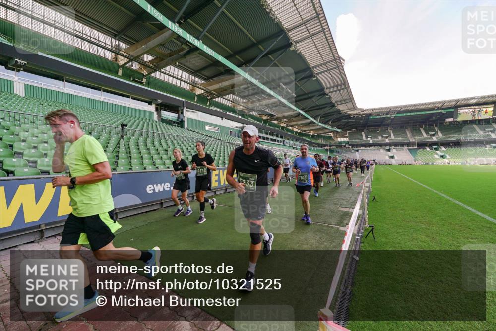 13.09.2026 - 21. swb-Marathon Bremen Michael Burmester http://msf.ph/oto/10321525 13.09.2026 13:21:46 Laufen im Stadion 128, 258, 343, 351, 423, 441, 571, 601, 620, 704, 782, 851, 1060, 1094, 1157, 1158, 1177, 1316, 1344, 1417, 1439, 1518, 1657, 1669, 1676, 1697, 1729, 1808, 1846, 1883, 2010, 2064, 2139, 2201, 2258, 2278, 2290, 2394, 2395, 2414, 2417, 2437, 2501, 2519, 2551, 2588, 2619, 2632, 2652, 2660, 2685, 2711, 2736, 2793, 2828, 2886, 2954, 2964, 2995, 3004, 3010, 3017, 3018, 3022, 3034, 3035, 3036, 3037, 3070, 3074, 3102, 3139, 3144, 3225, 3351, 3682, 3784, 4020, 1506 meine-sportfotos.de