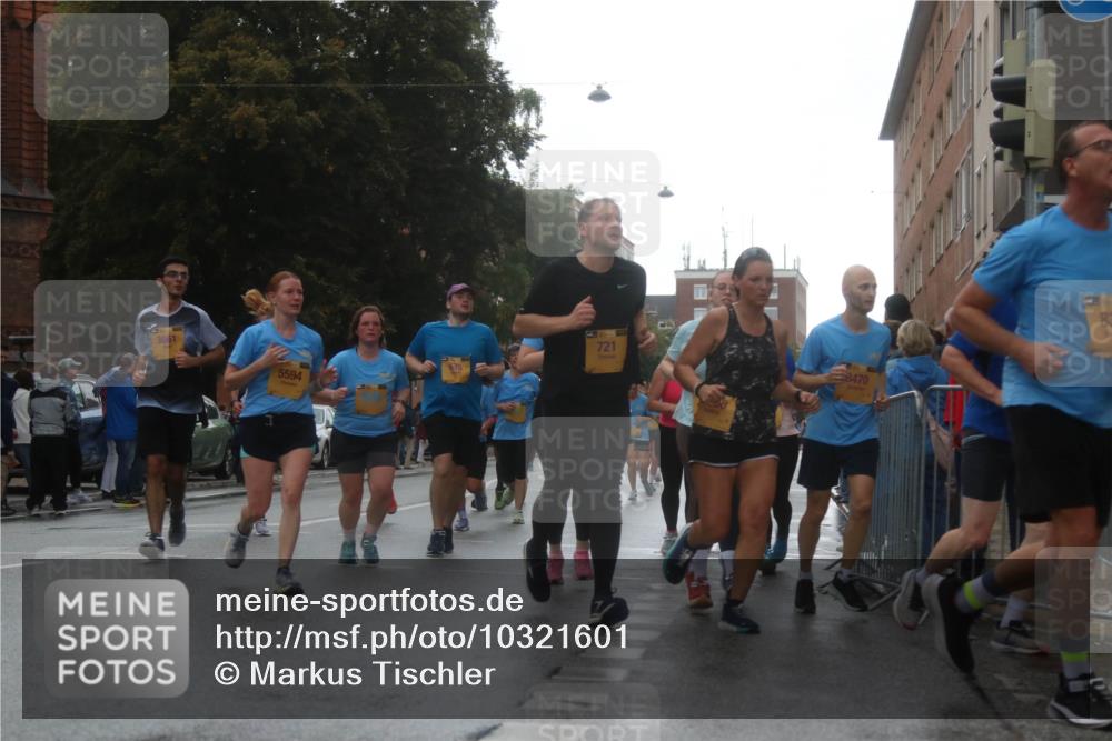 13.09.2026 - Kiel Lauf Markus Tischler http://msf.ph/oto/10321601 13.09.2026 10:55:22 Fleethörn 3661, 5594, 721, 8470, 83 meine-sportfotos.de