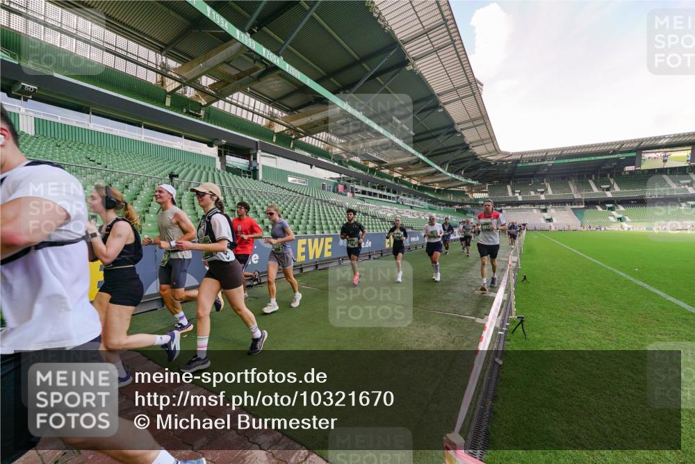 13.09.2026 - 21. swb-Marathon Bremen Michael Burmester http://msf.ph/oto/10321670 13.09.2026 13:22:03 Laufen im Stadion 128, 160, 211, 258, 343, 351, 423, 441, 571, 601, 620, 782, 851, 1060, 1094, 1157, 1158, 1177, 1259, 1316, 1344, 1417, 1439, 1518, 1657, 1669, 1676, 1691, 1729, 1808, 1846, 1883, 2139, 2201, 2258, 2278, 2290, 2394, 2395, 2414, 2437, 2504, 2519, 2551, 2588, 2619, 2632, 2652, 2660, 2685, 2711, 2736, 2793, 2828, 2886, 2954, 2964, 2995, 3004, 3010, 3022, 3034, 3070, 3074, 3102, 3144, 3225, 3351, 3530, 3682, 3784, 4020, 4406, 4407, 4431, 4584, 1506 meine-sportfotos.de