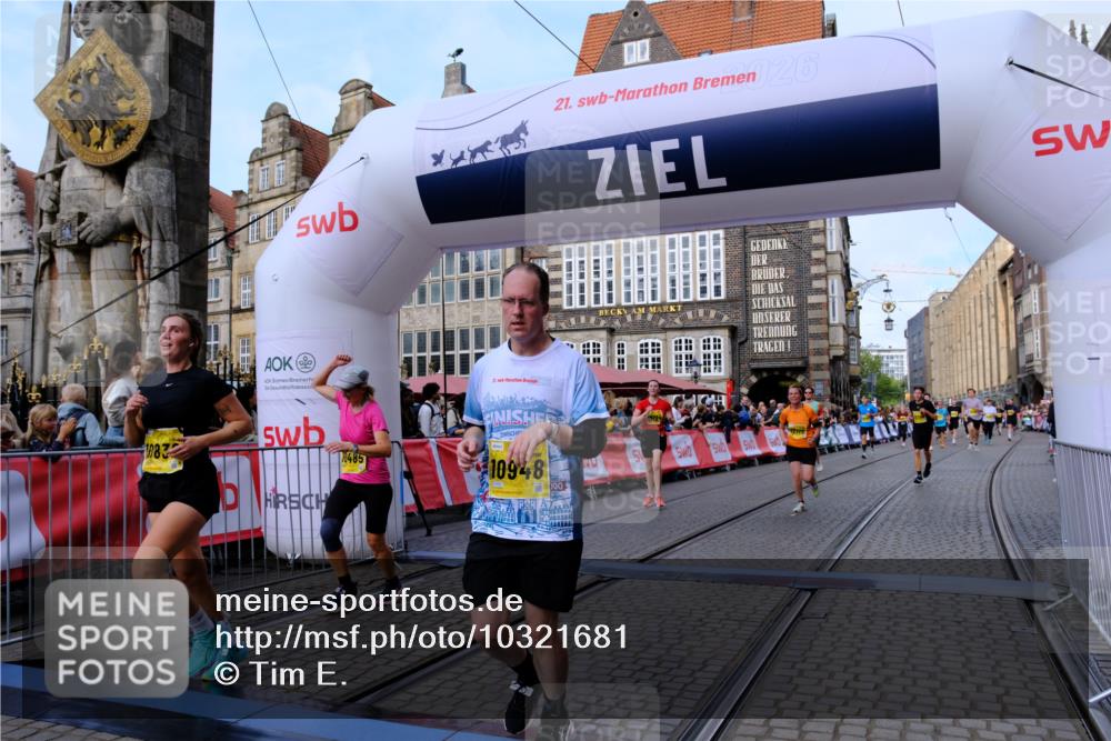 13.09.2026 - 21. swb-Marathon Bremen Tim E. http://msf.ph/oto/10321681 13.09.2026 10:59:06 Ziel 10254, 10485, 10787, 10794, 10832, 10948, 11030, 11228, 11267, 11278, 11488, 11743, 12130, 12176, 12414 meine-sportfotos.de