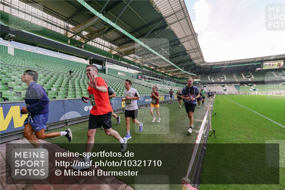 13.09.2026 - 21. swb-Marathon Bremen Michael Burmester http://msf.ph/oto/10321710 13.09.2026 13:22:09 Laufen im Stadion 128, 160, 211, 258, 343, 351, 423, 441, 571, 601, 620, 782, 851, 1060, 1094, 1157, 1158, 1177, 1259, 1316, 1344, 1417, 1439, 1518, 1657, 1669, 1676, 1691, 1729, 1808, 1846, 1883, 2139, 2201, 2213, 2258, 2278, 2290, 2414, 2504, 2551, 2619, 2632, 2652, 2660, 2685, 2711, 2736, 2828, 2954, 2964, 2995, 3004, 3010, 3022, 3034, 3070, 3074, 3144, 3225, 3351, 3530, 3682, 3784, 4020, 4054, 4406, 4407, 4431, 4584, 1506 meine-sportfotos.de
