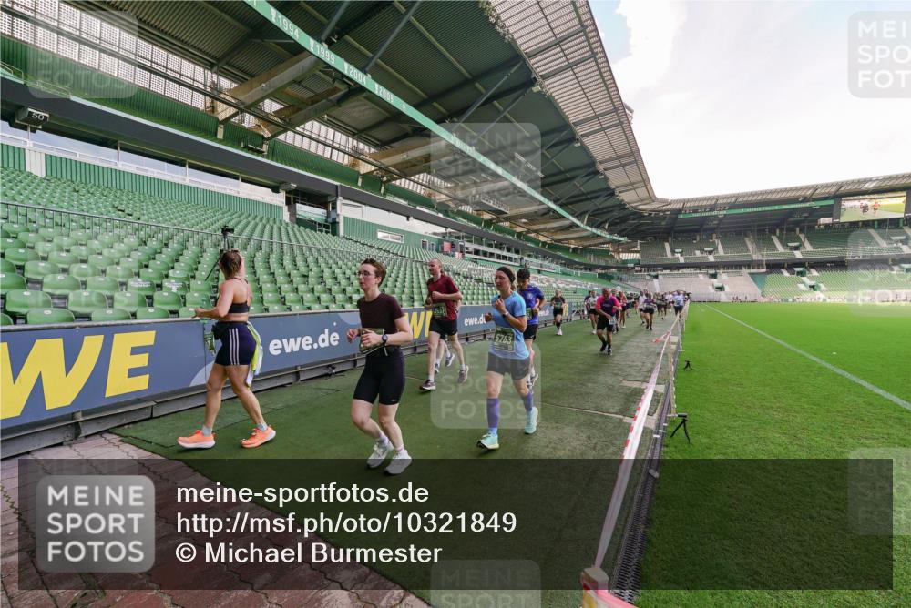 13.09.2026 - 21. swb-Marathon Bremen Michael Burmester http://msf.ph/oto/10321849 13.09.2026 13:22:24 Laufen im Stadion 128, 160, 211, 258, 343, 351, 423, 441, 571, 601, 609, 620, 708, 782, 851, 892, 1060, 1094, 1157, 1158, 1177, 1178, 1259, 1316, 1331, 1344, 1417, 1518, 1657, 1669, 1676, 1691, 1729, 1746, 1788, 1808, 1883, 2213, 2290, 2414, 2433, 2475, 2504, 2526, 2551, 2619, 2632, 2652, 2660, 2685, 2711, 2736, 2828, 2954, 2964, 2995, 3010, 3022, 3034, 3070, 3074, 3144, 3225, 3252, 3347, 3351, 3505, 3530, 3559, 3682, 3784, 4020, 4054, 4231, 4406, 4407, 4431, 4467, 4584, 1506 meine-sportfotos.de