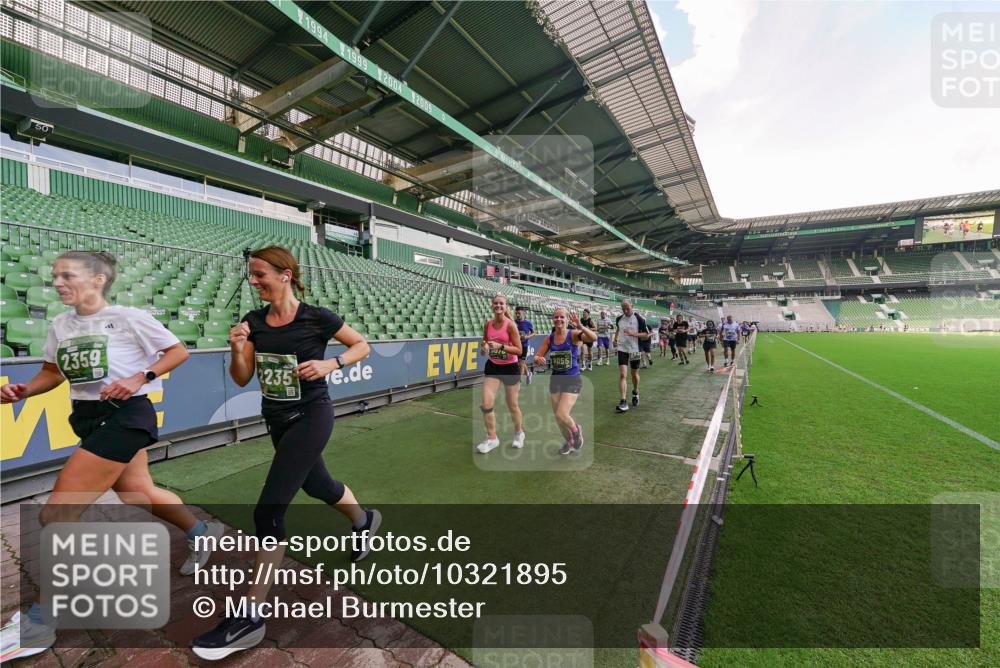 13.09.2026 - 21. swb-Marathon Bremen Michael Burmester http://msf.ph/oto/10321895 13.09.2026 13:22:29 Laufen im Stadion 128, 160, 211, 258, 343, 351, 423, 441, 533, 571, 601, 609, 708, 782, 851, 892, 1060, 1094, 1157, 1158, 1177, 1178, 1259, 1316, 1331, 1344, 1417, 1518, 1657, 1669, 1676, 1691, 1729, 1746, 1788, 1883, 2213, 2290, 2414, 2433, 2475, 2504, 2526, 2551, 2619, 2632, 2652, 2660, 2685, 2711, 2828, 2954, 2964, 2995, 3010, 3022, 3034, 3144, 3225, 3252, 3347, 3351, 3505, 3530, 3559, 3682, 3727, 3784, 4020, 4054, 4231, 4406, 4407, 4431, 4467, 4584, 1506 meine-sportfotos.de