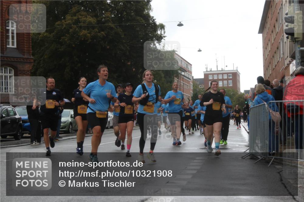 13.09.2026 - Kiel Lauf Markus Tischler http://msf.ph/oto/10321908 13.09.2026 10:55:59 Fleethörn 3325, 3326, 3939, 1858, 9809 meine-sportfotos.de