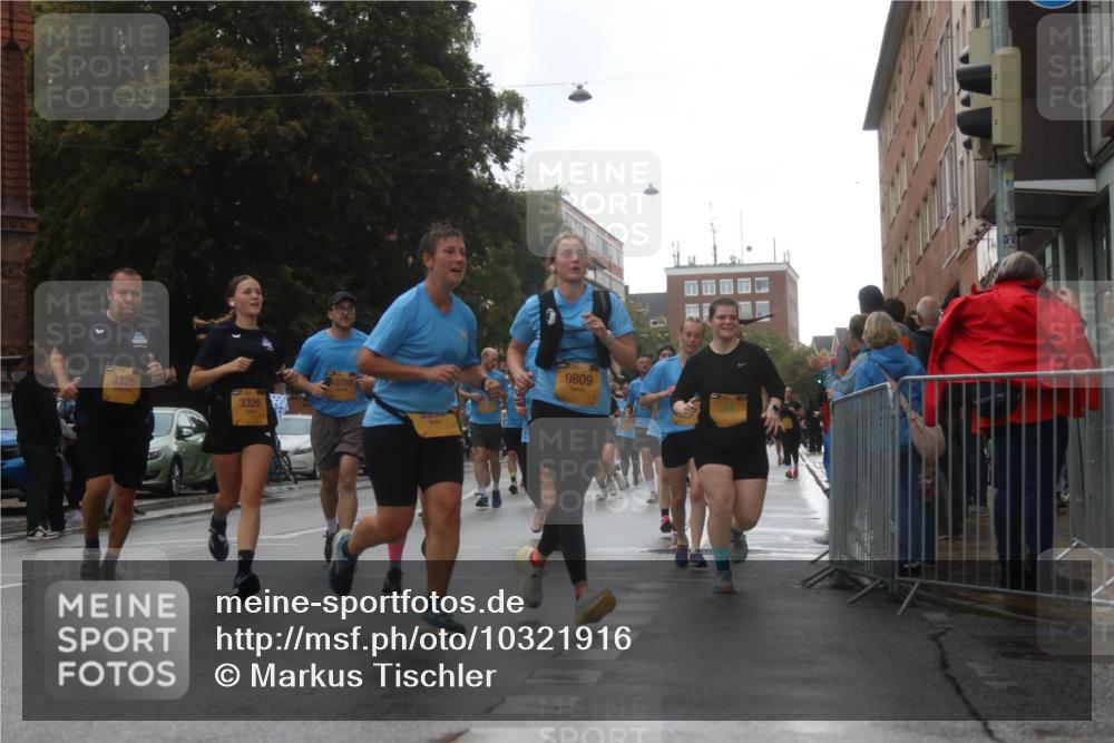 13.09.2026 - Kiel Lauf Markus Tischler http://msf.ph/oto/10321916 13.09.2026 10:56:00 Fleethörn 3325, 3326, 10785, 9809 meine-sportfotos.de