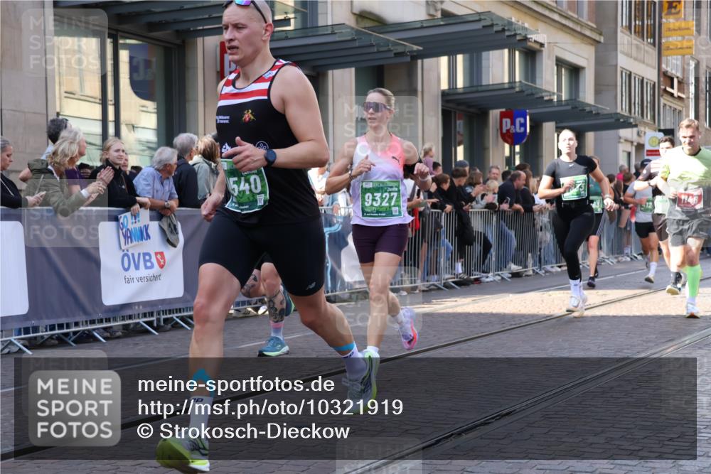 13.09.2026 - 21. swb-Marathon Bremen Strokosch-Dieckow http://msf.ph/oto/10321919 13.09.2026 13:18:24 Ziel 307, 465, 2324, 2948, 3631, 4120, 4413, 4642, 5277, 5867, 6787, 6818, 7104, 7163, 7245, 7602, 7731, 8404, 8540, 8743, 8872, 9019, 9275, 9327, 9833, 1146, 1419, 1872, 2055, 2260, 2671, 3241, 3458, 3514, 3634, 4131, 4733, 5292, 5307, 5460, 5695, 6152, 6293, 6294, 6818, 7491, 7954, 8094, 8943, 8944, 9134, 9609, 10065, 13150 meine-sportfotos.de