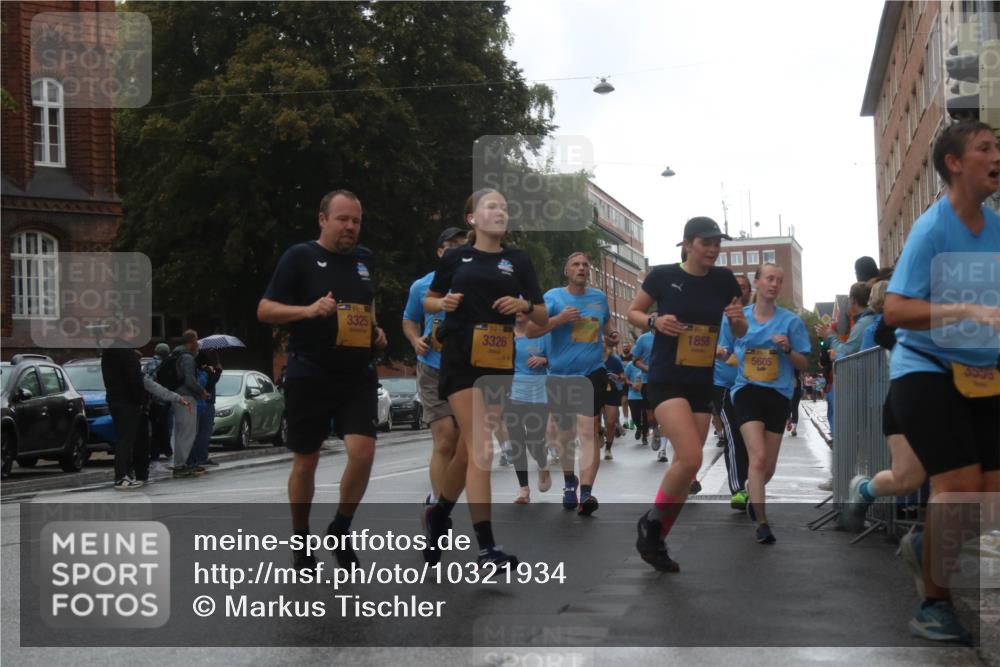 13.09.2026 - Kiel Lauf Markus Tischler http://msf.ph/oto/10321934 13.09.2026 10:56:01 Fleethörn 3325, 1858, 3326, 5605, 3333 meine-sportfotos.de