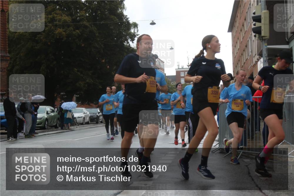 13.09.2026 - Kiel Lauf Markus Tischler http://msf.ph/oto/10321940 13.09.2026 10:56:01 Fleethörn 332, 3326, 5605, 1858 meine-sportfotos.de