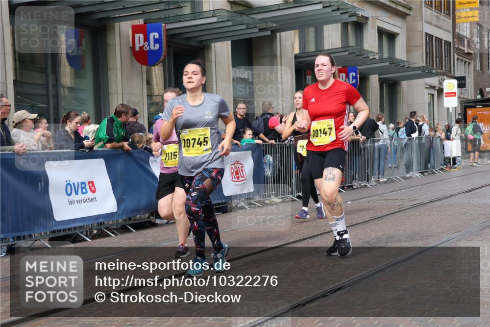 13.09.2026 - 21. swb-Marathon Bremen Strokosch-Dieckow http://msf.ph/oto/10322276 13.09.2026 10:59:26 Ziel 10147, 10236, 10355, 10669, 10691, 10745, 10928, 10929, 11054, 11056, 11089, 11194, 11207, 11419, 11427, 11501, 11519, 11594, 11637, 11803, 11904, 12138, 12238, 12239, 12242, 12243, 12388, 12480, 12481, 12527, 10377, 10415, 10492, 10668, 10745, 10922, 11086, 11125, 11151, 11207, 11301, 11302, 11500, 11519, 11873, 11913, 12118, 12200, 12267, 12295, 12537, 12541 meine-sportfotos.de