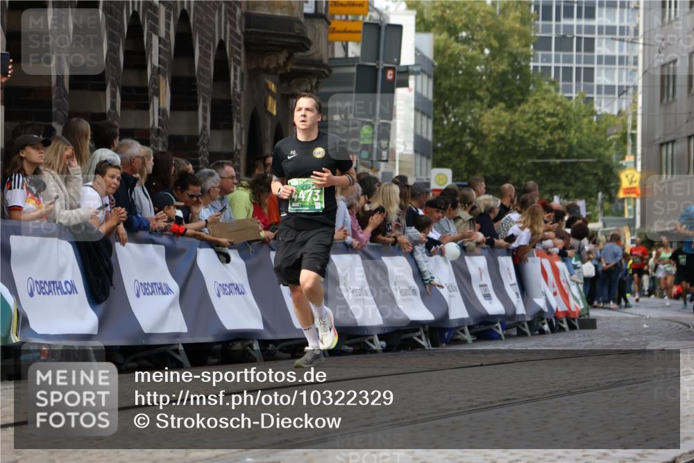 13.09.2026 - 21. swb-Marathon Bremen Strokosch-Dieckow http://msf.ph/oto/10322329 13.09.2026 13:09:31 Ziel 1241, 2287, 2291, 2909, 4384, 4895, 4898, 5383, 7262, 8120, 8830, 9866, 9904, 10044, 195, 2750, 4473, 4782, 9241 meine-sportfotos.de