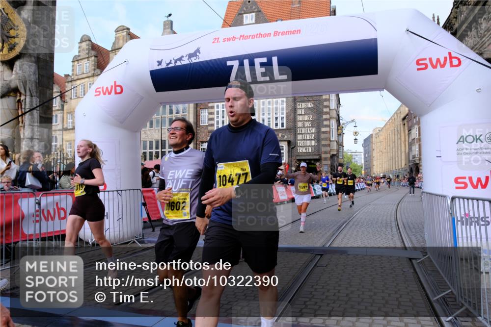 13.09.2026 - 21. swb-Marathon Bremen Tim E. http://msf.ph/oto/10322390 13.09.2026 10:59:19 Ziel 10254, 10383, 10415, 10427, 10477, 10668, 10787, 10794, 10843, 11034, 11267, 11278, 11602, 11913, 12015, 12127, 12130, 12131, 12176, 12200, 12271, 12297, 12414 meine-sportfotos.de