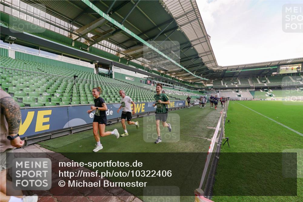 13.09.2026 - 21. swb-Marathon Bremen Michael Burmester http://msf.ph/oto/10322406 13.09.2026 13:23:33 Laufen im Stadion 137, 160, 182, 211, 324, 343, 434, 533, 548, 571, 609, 708, 721, 739, 743, 752, 892, 1157, 1178, 1259, 1273, 1331, 1471, 1597, 1598, 1657, 1669, 1691, 1746, 1788, 1883, 1944, 2213, 2252, 2286, 2290, 2433, 2445, 2465, 2475, 2483, 2495, 2503, 2504, 2526, 2571, 2619, 2685, 2711, 2768, 2776, 2936, 2968, 3252, 3282, 3288, 3289, 3292, 3312, 3347, 3351, 3364, 3395, 3423, 3447, 3505, 3530, 3559, 3682, 3727, 3770, 3784, 3819, 4020, 4054, 4231, 4406, 4407, 4431, 4466, 4467, 4584, 1506 meine-sportfotos.de