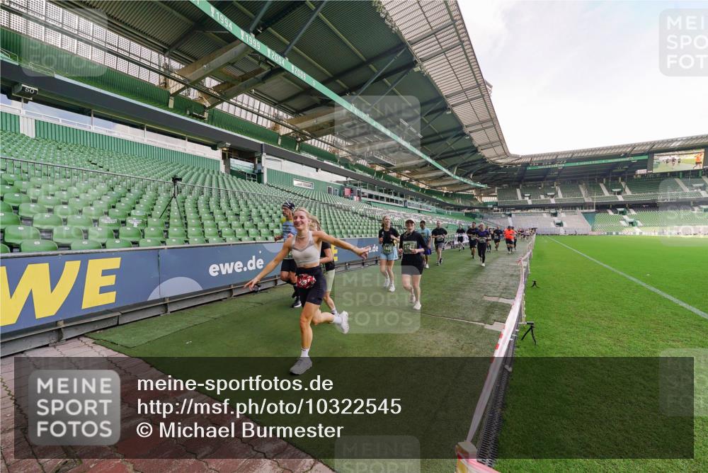 13.09.2026 - 21. swb-Marathon Bremen Michael Burmester http://msf.ph/oto/10322545 13.09.2026 13:23:49 Laufen im Stadion 137, 160, 182, 211, 324, 434, 533, 548, 571, 609, 708, 721, 723, 739, 743, 752, 892, 1157, 1178, 1259, 1273, 1331, 1463, 1471, 1597, 1598, 1691, 1746, 1788, 1883, 1944, 2095, 2211, 2213, 2252, 2286, 2312, 2323, 2433, 2445, 2465, 2475, 2483, 2495, 2503, 2504, 2526, 2571, 2768, 2776, 2936, 2968, 3252, 3282, 3288, 3289, 3292, 3298, 3312, 3347, 3364, 3381, 3395, 3423, 3447, 3505, 3530, 3559, 3727, 3770, 3819, 4020, 4054, 4231, 4406, 4407, 4431, 4466, 4467, 4584 meine-sportfotos.de
