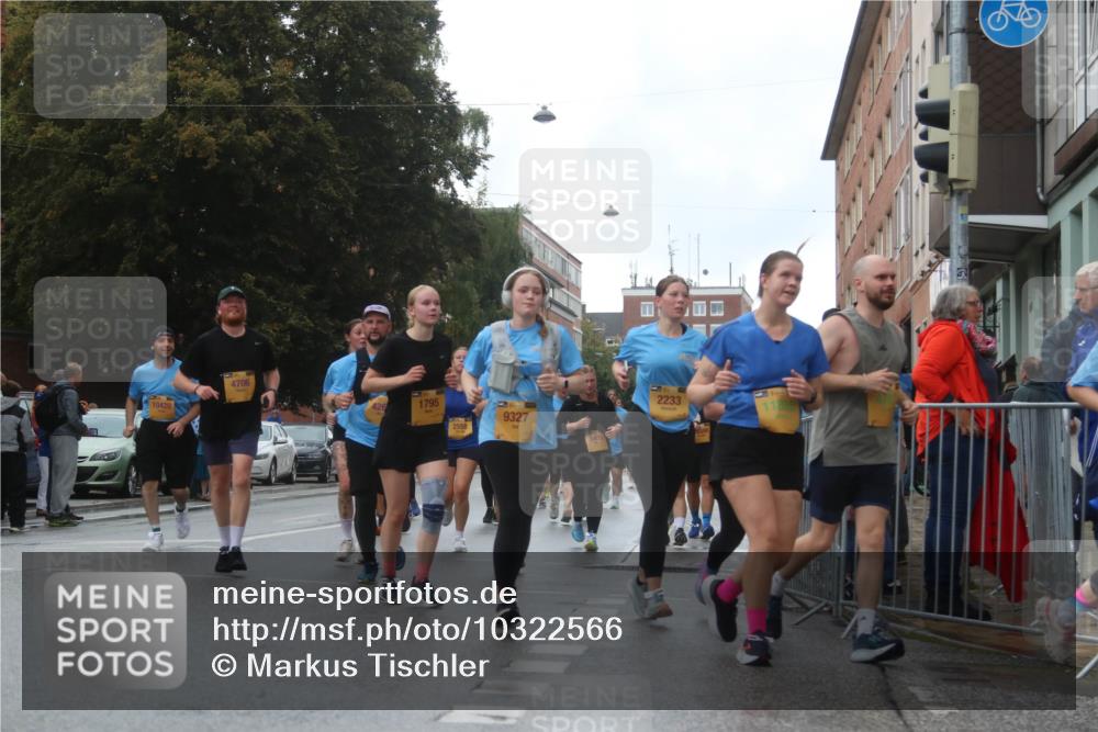 13.09.2026 - Kiel Lauf Markus Tischler http://msf.ph/oto/10322566 13.09.2026 10:57:46 Fleethörn 10420, 4706, 426, 1795, 2233, 1183, 9327 meine-sportfotos.de