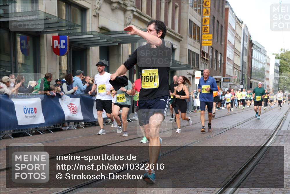 13.09.2026 - 21. swb-Marathon Bremen Strokosch-Dieckow http://msf.ph/oto/10322616 13.09.2026 10:59:39 Ziel 10175, 10236, 10355, 10669, 10691, 10758, 10867, 11054, 11056, 11071, 11089, 11158, 11159, 11160, 11194, 11250, 11259, 11427, 11445, 11453, 11524, 11525, 11528, 11587, 11588, 11589, 11637, 11803, 11879, 11904, 11907, 12123, 12138, 12238, 12239, 12242, 12243, 12274, 12388, 12480, 10147, 10355, 10377, 10669, 10745, 10922, 10928, 10929, 11151, 11194, 11207, 11419, 11501, 11519, 11594, 11873, 12138, 12267, 12295, 12481, 12537 meine-sportfotos.de