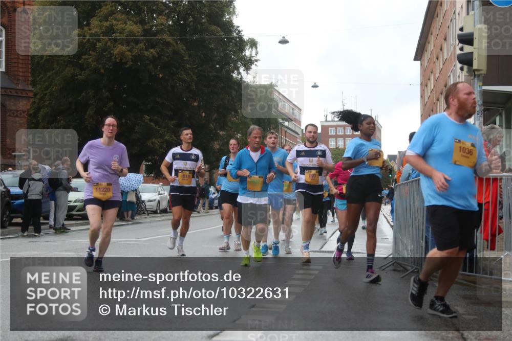 13.09.2026 - Kiel Lauf Markus Tischler http://msf.ph/oto/10322631 13.09.2026 10:57:56 Fleethörn 300, 11220, 1518, 893, 1036 meine-sportfotos.de