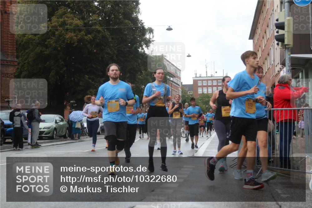13.09.2026 - Kiel Lauf Markus Tischler http://msf.ph/oto/10322680 13.09.2026 10:58:04 Fleethörn 300, 1797, 10480, 4055, 173 meine-sportfotos.de