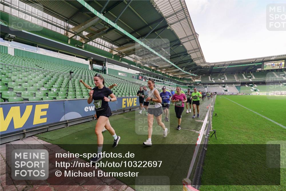 13.09.2026 - 21. swb-Marathon Bremen Michael Burmester http://msf.ph/oto/10322697 13.09.2026 13:24:05 Laufen im Stadion 137, 160, 182, 294, 324, 434, 533, 548, 609, 708, 721, 723, 739, 743, 752, 892, 1178, 1273, 1331, 1463, 1471, 1491, 1597, 1598, 1691, 1746, 1788, 1944, 2095, 2211, 2213, 2252, 2267, 2286, 2312, 2323, 2433, 2445, 2465, 2475, 2483, 2495, 2497, 2503, 2526, 2554, 2571, 2644, 2768, 2776, 2936, 2968, 3252, 3282, 3288, 3289, 3292, 3298, 3306, 3312, 3347, 3364, 3381, 3395, 3423, 3447, 3505, 3530, 3559, 3727, 3770, 3819, 4054, 4231, 4406, 4407, 4466, 4467 meine-sportfotos.de