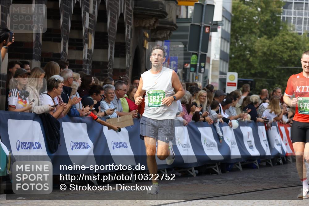 13.09.2026 - 21. swb-Marathon Bremen Strokosch-Dieckow http://msf.ph/oto/10322752 13.09.2026 13:09:56 Ziel 195, 4473, 4782, 5111, 6652, 9241, 538, 623, 2020, 4781, 5627, 9817 meine-sportfotos.de