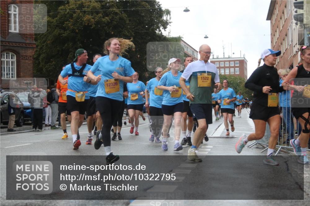 13.09.2026 - Kiel Lauf Markus Tischler http://msf.ph/oto/10322795 13.09.2026 10:58:22 Fleethörn 127, 12326, 8229, 90, 1522, 2637 meine-sportfotos.de