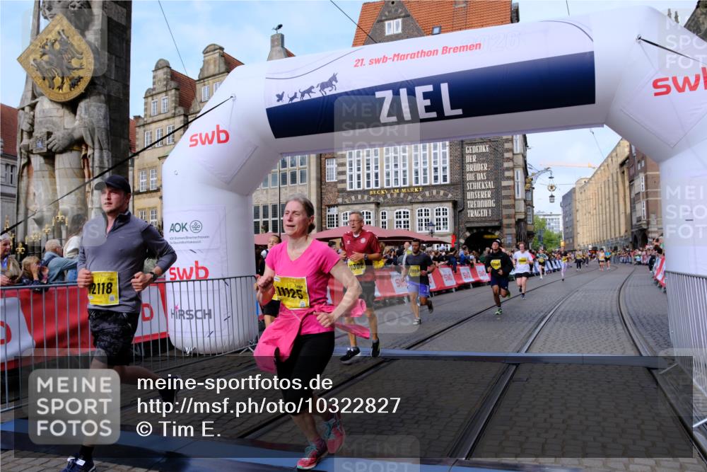 13.09.2026 - 21. swb-Marathon Bremen Tim E. http://msf.ph/oto/10322827 13.09.2026 10:59:30 Ziel 10415, 10427, 10492, 10668, 11086, 11125, 11301, 11302, 11500, 11913, 12015, 12118, 12200, 12267, 12297, 12537, 12541 meine-sportfotos.de