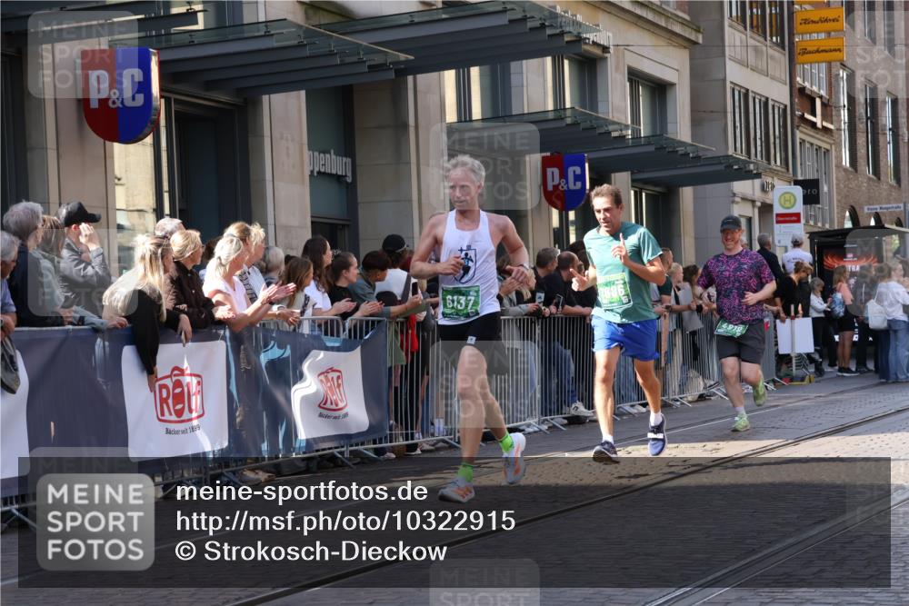 13.09.2026 - 21. swb-Marathon Bremen Strokosch-Dieckow http://msf.ph/oto/10322915 13.09.2026 13:18:50 Ziel 189, 666, 1599, 2007, 2390, 2423, 2535, 3182, 3508, 4819, 4857, 4916, 5172, 6008, 6137, 6310, 6633, 7154, 7647, 7686, 7754, 7791, 9512, 9552, 9638, 9805, 13184, 307, 465, 2324, 2948, 3631, 4120, 4413, 4642, 4916, 5277, 5867, 6787, 7104, 7163, 7245, 7602, 7731, 8404, 8540, 8743, 8872, 9019, 9275, 9327, 9833 meine-sportfotos.de
