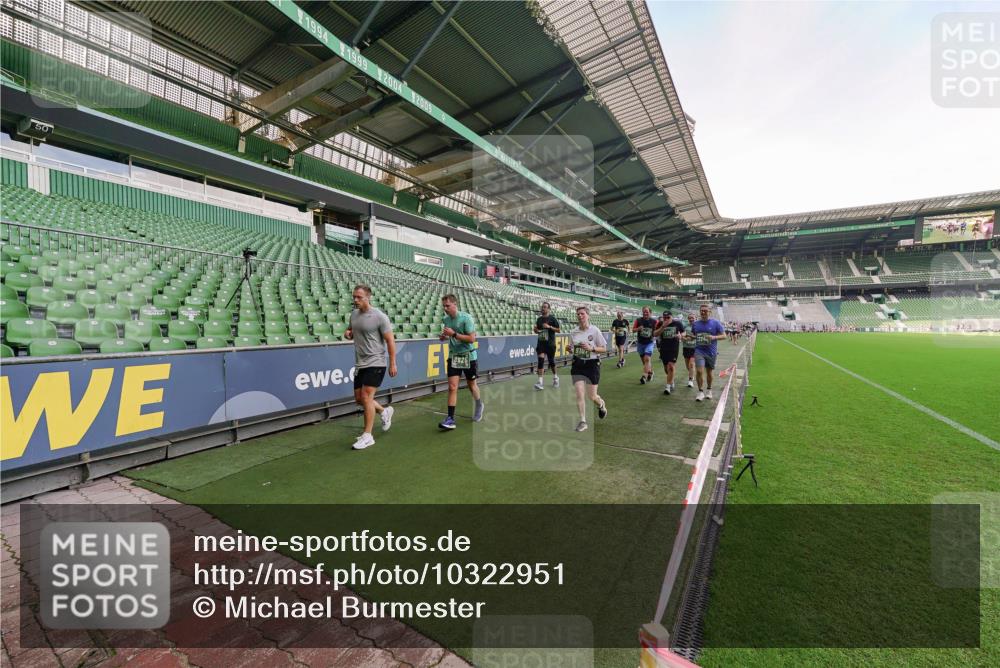 13.09.2026 - 21. swb-Marathon Bremen Michael Burmester http://msf.ph/oto/10322951 13.09.2026 13:24:30 Laufen im Stadion 137, 182, 213, 294, 324, 434, 505, 533, 548, 609, 708, 721, 723, 739, 743, 752, 1273, 1331, 1463, 1471, 1491, 1504, 1515, 1597, 1598, 1830, 1944, 2059, 2095, 2211, 2252, 2267, 2271, 2286, 2312, 2323, 2354, 2445, 2465, 2483, 2495, 2497, 2503, 2506, 2554, 2571, 2644, 2768, 2776, 2833, 2896, 2936, 2968, 3005, 3142, 3211, 3252, 3282, 3288, 3289, 3292, 3298, 3306, 3312, 3364, 3381, 3390, 3395, 3423, 3447, 3559, 3727, 3770, 3819, 4231, 4466, 4467 meine-sportfotos.de