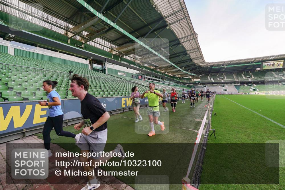 13.09.2026 - 21. swb-Marathon Bremen Michael Burmester http://msf.ph/oto/10323100 13.09.2026 13:24:48 Laufen im Stadion 137, 182, 213, 294, 324, 434, 505, 543, 548, 721, 723, 739, 743, 752, 815, 818, 966, 1273, 1410, 1459, 1463, 1471, 1491, 1504, 1515, 1561, 1597, 1598, 1830, 1944, 1953, 2058, 2059, 2095, 2211, 2252, 2267, 2271, 2286, 2308, 2312, 2323, 2354, 2445, 2465, 2483, 2495, 2497, 2503, 2506, 2554, 2571, 2591, 2644, 2752, 2768, 2776, 2833, 2878, 2896, 2936, 2968, 2981, 3005, 3142, 3211, 3259, 3282, 3288, 3289, 3292, 3298, 3306, 3312, 3329, 3364, 3381, 3390, 3395, 3447, 3770, 4466 meine-sportfotos.de