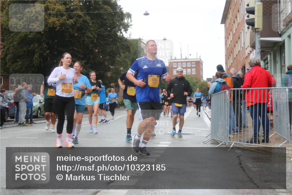 13.09.2026 - Kiel Lauf Markus Tischler http://msf.ph/oto/10323185 13.09.2026 10:59:26 Fleethörn 7556, 2451, 9732, 4420, 3977, 935 meine-sportfotos.de