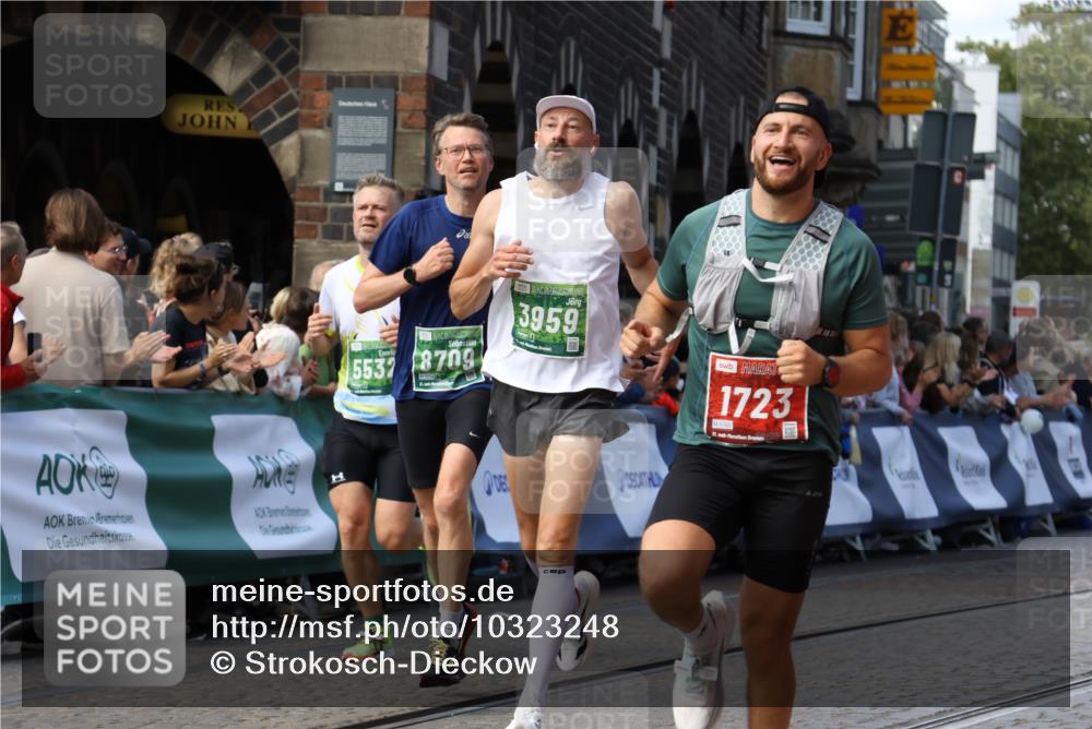 13.09.2026 - 21. swb-Marathon Bremen Strokosch-Dieckow http://msf.ph/oto/10323248 13.09.2026 13:10:19 Ziel 538, 567, 623, 1723, 1975, 2020, 4781, 5627, 8835, 9277, 9804, 9817, 604, 640, 1277, 2605, 3959, 5532, 5620, 6267, 7881, 8033, 8709 meine-sportfotos.de