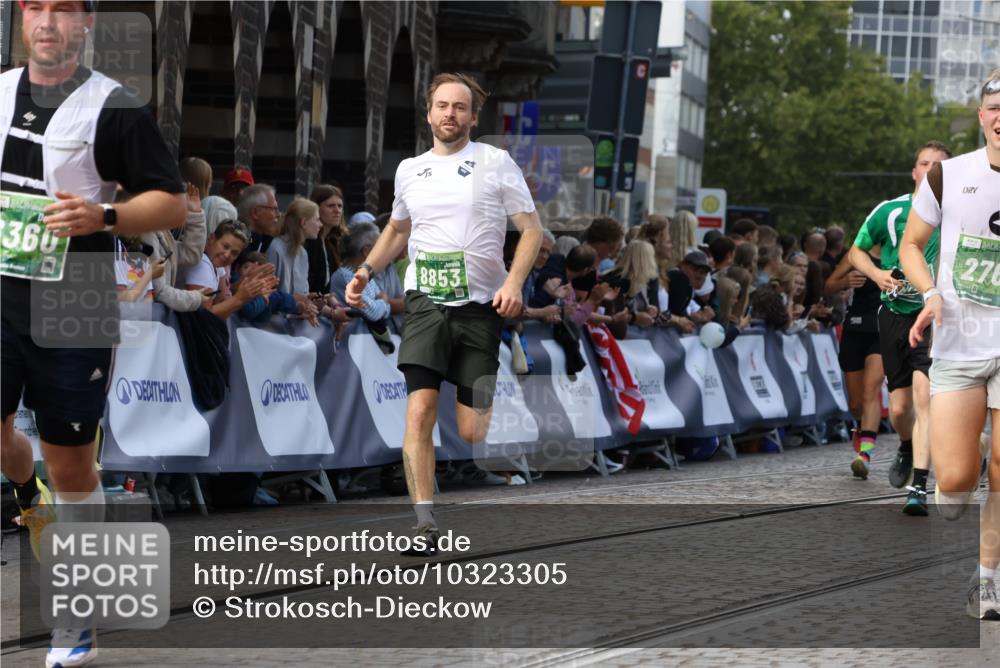 13.09.2026 - 21. swb-Marathon Bremen Strokosch-Dieckow http://msf.ph/oto/10323305 13.09.2026 13:24:51 Ziel 789, 790, 1582, 3375, 3524, 3994, 4000, 5328, 5572, 5668, 5669, 5929, 5953, 6080, 7156, 7568, 8310, 8636, 8784, 8881, 9264, 9541, 9573, 9676, 10069, 10071, 10097, 972, 1080, 1264, 2322, 2761, 3105, 4091, 4113, 4507, 4918, 4973, 6079, 6360, 6544, 6943, 7409, 7854, 8245, 9073, 9152, 9360 meine-sportfotos.de