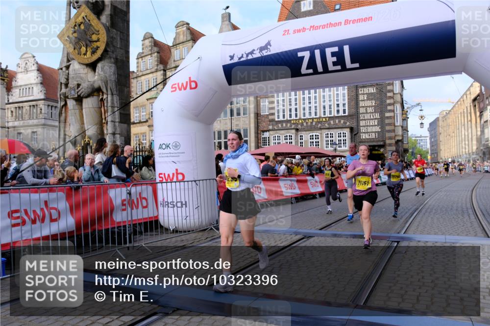 13.09.2026 - 21. swb-Marathon Bremen Tim E. http://msf.ph/oto/10323396 13.09.2026 10:59:46 Ziel 10147, 10377, 10745, 10922, 11151, 11207, 11500, 11519, 11594, 11873, 12267, 12295, 12481, 12527, 12537 meine-sportfotos.de
