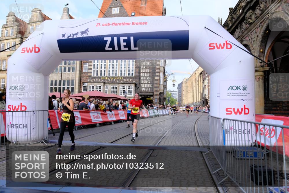 13.09.2026 - 21. swb-Marathon Bremen Tim E. http://msf.ph/oto/10323512 13.09.2026 10:59:48 Ziel 10147, 10377, 10745, 10922, 11151, 11207, 11519, 11594, 11873, 12267, 12295, 12481, 12527 meine-sportfotos.de