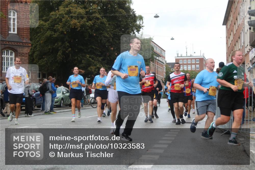 13.09.2026 - Kiel Lauf Markus Tischler http://msf.ph/oto/10323583 13.09.2026 11:00:33 Fleethörn 8204, 6669, 8084, 5893, 4658 meine-sportfotos.de