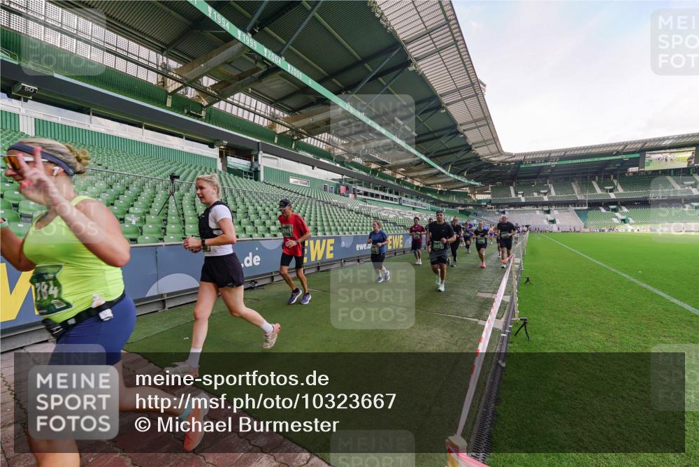 13.09.2026 - 21. swb-Marathon Bremen Michael Burmester http://msf.ph/oto/10323667 13.09.2026 13:25:44 Laufen im Stadion 202, 213, 294, 505, 530, 543, 548, 645, 723, 815, 818, 966, 1077, 1283, 1410, 1443, 1459, 1463, 1473, 1487, 1491, 1504, 1515, 1530, 1561, 1618, 1744, 1828, 1830, 1953, 2058, 2059, 2095, 2211, 2267, 2271, 2298, 2308, 2312, 2323, 2354, 2382, 2384, 2497, 2506, 2508, 2554, 2558, 2576, 2591, 2592, 2644, 2656, 2675, 2752, 2762, 2817, 2833, 2878, 2896, 2970, 2981, 3005, 3047, 3062, 3097, 3142, 3172, 3211, 3259, 3298, 3306, 3329, 3359, 3381, 3390, 3433, 3629 meine-sportfotos.de