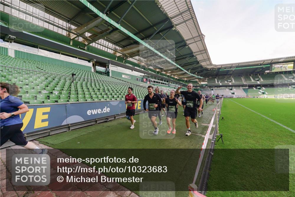 13.09.2026 - 21. swb-Marathon Bremen Michael Burmester http://msf.ph/oto/10323683 13.09.2026 13:25:46 Laufen im Stadion 202, 213, 294, 505, 530, 543, 645, 723, 815, 818, 966, 1077, 1283, 1410, 1443, 1459, 1463, 1473, 1487, 1491, 1504, 1515, 1530, 1561, 1618, 1744, 1828, 1830, 1953, 2058, 2059, 2095, 2211, 2267, 2271, 2298, 2308, 2312, 2323, 2354, 2382, 2384, 2497, 2506, 2508, 2554, 2558, 2576, 2591, 2592, 2644, 2656, 2675, 2752, 2762, 2817, 2833, 2878, 2896, 2965, 2970, 2981, 3005, 3047, 3062, 3097, 3142, 3172, 3211, 3259, 3298, 3306, 3329, 3359, 3381, 3390, 3433, 3629 meine-sportfotos.de