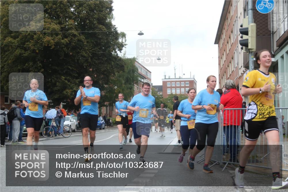 13.09.2026 - Kiel Lauf Markus Tischler http://msf.ph/oto/10323687 13.09.2026 11:00:50 Fleethörn 2254, 9614, 6341, 8288 meine-sportfotos.de