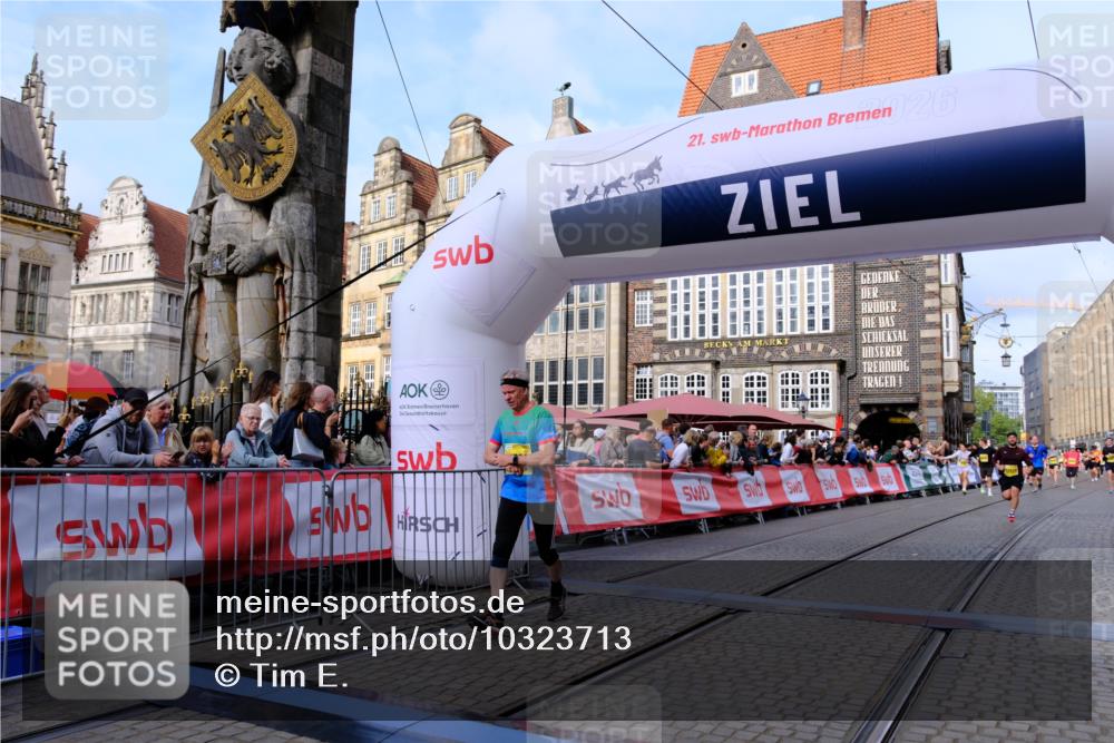 13.09.2026 - 21. swb-Marathon Bremen Tim E. http://msf.ph/oto/10323713 13.09.2026 10:59:51 Ziel 10147, 10377, 10745, 10922, 10928, 10929, 11151, 11207, 11419, 11501, 11519, 11594, 11873, 12295, 12481, 12527 meine-sportfotos.de