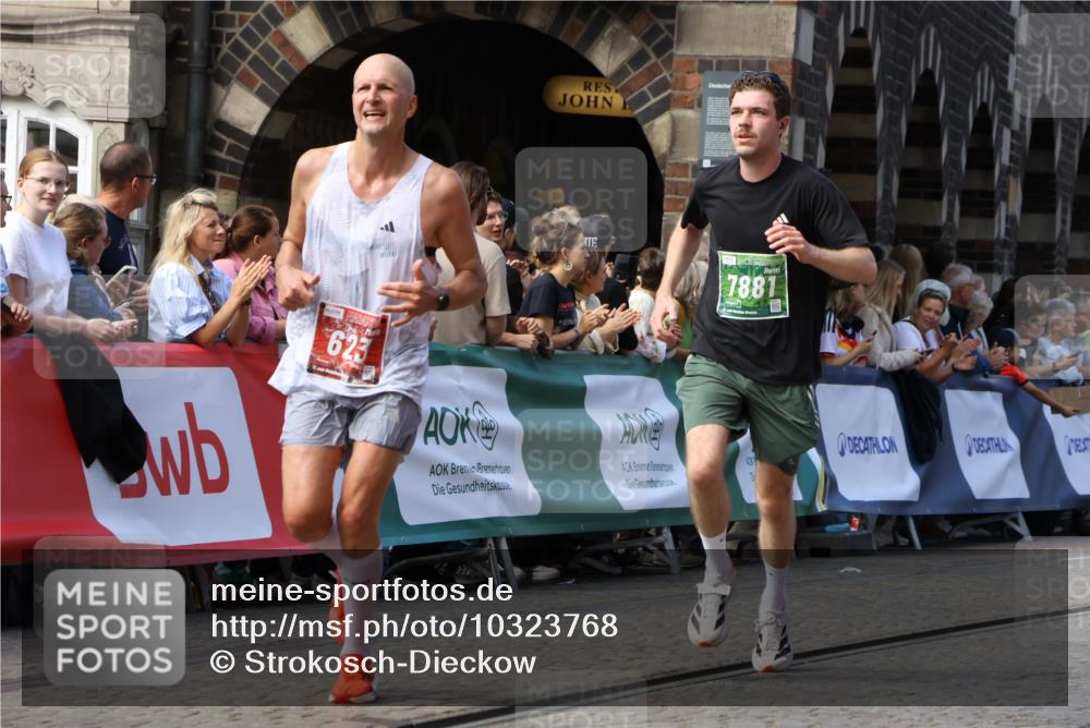 13.09.2026 - 21. swb-Marathon Bremen Strokosch-Dieckow http://msf.ph/oto/10323768 13.09.2026 13:10:30 Ziel 538, 623, 957, 2020, 4781, 5627, 8064, 9817, 1181, 1498, 1554, 2347, 2605, 4727, 5066, 5152, 5620, 5648, 6267 meine-sportfotos.de