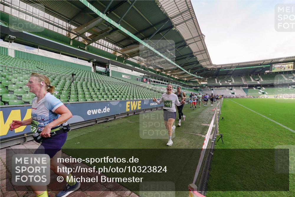 13.09.2026 - 21. swb-Marathon Bremen Michael Burmester http://msf.ph/oto/10323824 13.09.2026 13:26:03 Laufen im Stadion 202, 213, 294, 390, 505, 530, 543, 645, 815, 818, 833, 966, 1077, 1283, 1410, 1443, 1459, 1473, 1487, 1491, 1504, 1515, 1530, 1561, 1618, 1744, 1828, 1830, 1953, 2058, 2059, 2267, 2271, 2273, 2298, 2308, 2309, 2354, 2382, 2384, 2428, 2506, 2508, 2554, 2558, 2576, 2582, 2591, 2592, 2644, 2656, 2675, 2752, 2762, 2817, 2833, 2878, 2896, 2965, 2970, 2981, 3005, 3047, 3062, 3084, 3097, 3142, 3172, 3211, 3259, 3306, 3329, 3359, 3390, 3433, 3629 meine-sportfotos.de