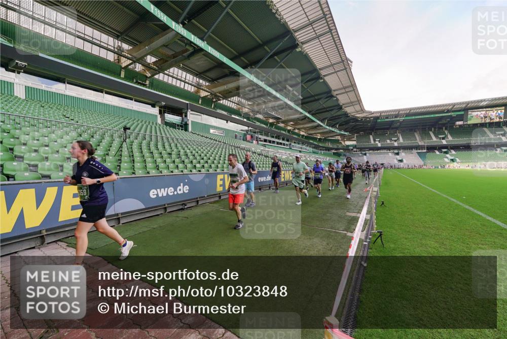 13.09.2026 - 21. swb-Marathon Bremen Michael Burmester http://msf.ph/oto/10323848 13.09.2026 13:26:06 Laufen im Stadion 202, 213, 294, 390, 505, 530, 543, 645, 815, 818, 833, 966, 1077, 1283, 1410, 1443, 1459, 1473, 1487, 1491, 1504, 1515, 1530, 1561, 1618, 1744, 1828, 1830, 1953, 2058, 2059, 2267, 2271, 2273, 2298, 2308, 2309, 2354, 2382, 2384, 2428, 2506, 2508, 2542, 2554, 2558, 2576, 2582, 2591, 2592, 2644, 2656, 2675, 2752, 2762, 2817, 2833, 2878, 2896, 2965, 2970, 2981, 3005, 3047, 3062, 3084, 3097, 3142, 3172, 3211, 3259, 3306, 3329, 3359, 3390, 3433, 3629 meine-sportfotos.de