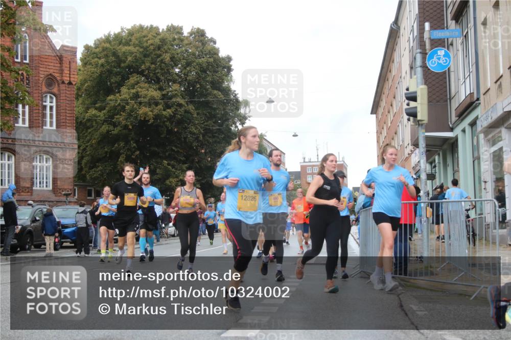 13.09.2026 - Kiel Lauf Markus Tischler http://msf.ph/oto/10324002 13.09.2026 11:01:48 Fleethörn 12826, 5806, 460 meine-sportfotos.de