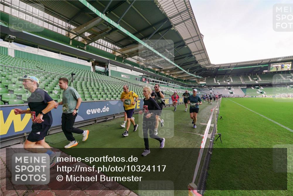 13.09.2026 - 21. swb-Marathon Bremen Michael Burmester http://msf.ph/oto/10324117 13.09.2026 13:26:37 Laufen im Stadion 186, 202, 364, 390, 530, 543, 645, 815, 818, 833, 966, 1077, 1283, 1410, 1412, 1443, 1459, 1473, 1487, 1530, 1561, 1608, 1618, 1700, 1744, 1828, 1953, 1961, 2058, 2059, 2273, 2298, 2308, 2309, 2354, 2382, 2384, 2388, 2404, 2428, 2507, 2508, 2542, 2558, 2576, 2582, 2591, 2592, 2656, 2675, 2725, 2748, 2752, 2762, 2817, 2875, 2878, 2896, 2923, 2965, 2970, 2981, 3045, 3047, 3050, 3062, 3073, 3084, 3097, 3172, 3184, 3259, 3329, 3359, 3433, 3540, 3592, 3629, 3756 meine-sportfotos.de