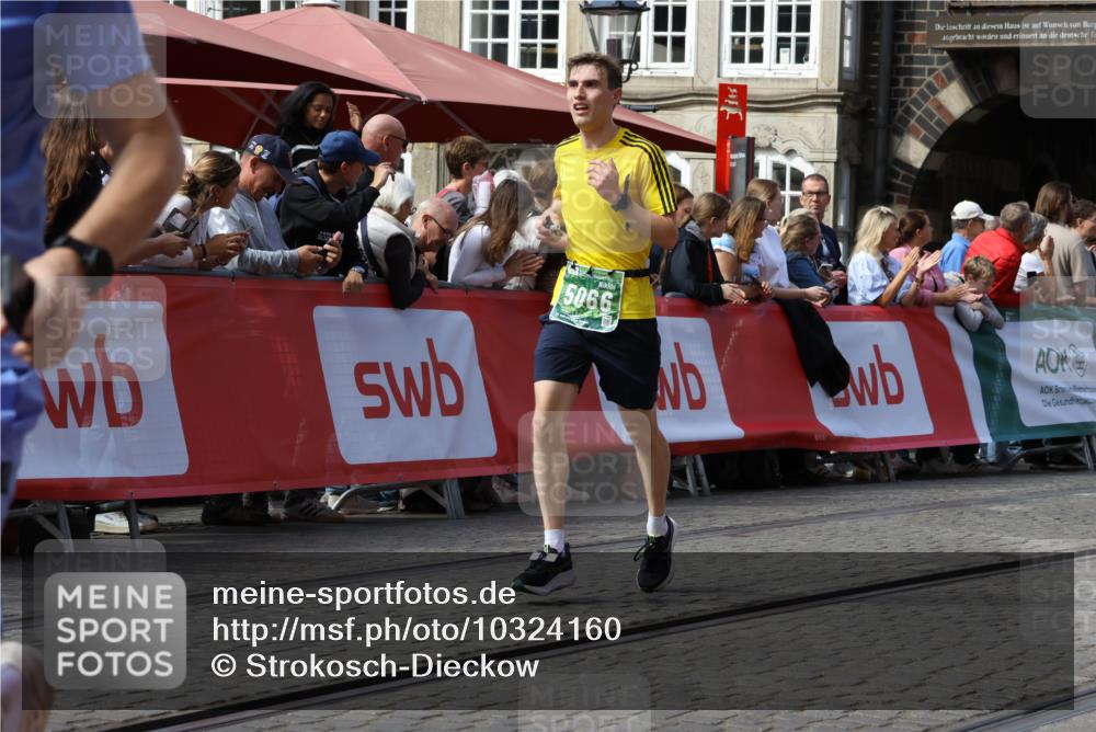 13.09.2026 - 21. swb-Marathon Bremen Strokosch-Dieckow http://msf.ph/oto/10324160 13.09.2026 13:10:40 Ziel 604, 640, 957, 1277, 3959, 5532, 8033, 8064, 8709, 384, 1385, 1498, 2347, 4023, 4475, 5155, 5168, 5314, 5387, 7115, 7136, 9659, 13248 meine-sportfotos.de
