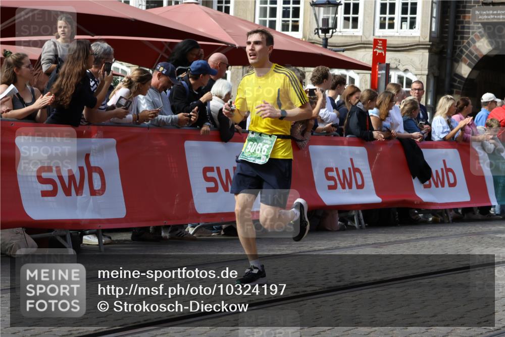 13.09.2026 - 21. swb-Marathon Bremen Strokosch-Dieckow http://msf.ph/oto/10324197 13.09.2026 13:10:40 Ziel 604, 640, 957, 1277, 3959, 5532, 8033, 8064, 8709, 384, 1385, 1498, 2347, 4023, 4475, 5155, 5168, 5314, 5387, 7115, 7136, 9659, 13248 meine-sportfotos.de