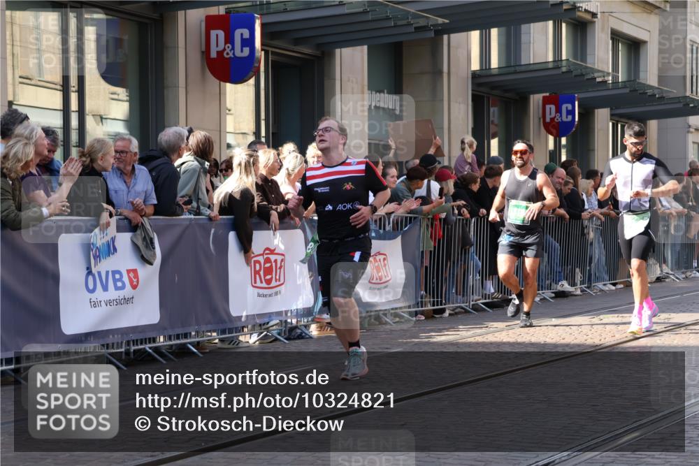 13.09.2026 - 21. swb-Marathon Bremen Strokosch-Dieckow http://msf.ph/oto/10324821 13.09.2026 13:19:37 Ziel 161, 205, 411, 431, 461, 495, 511, 1053, 1252, 1281, 1390, 1551, 1642, 1972, 2343, 2807, 2870, 2906, 3240, 3319, 3411, 3966, 4101, 4287, 4479, 4480, 5340, 5389, 5813, 5837, 6663, 7404, 7488, 7531, 7655, 8263, 9082, 9359, 9984, 13192, 926, 1010, 1232, 1468, 1535, 2423, 3182, 3508, 4319, 4455, 4977, 4978, 5371, 6008, 7037, 7140, 7268, 7754, 7945, 8153, 8185, 9552, 9638, 9805, 13163 meine-sportfotos.de